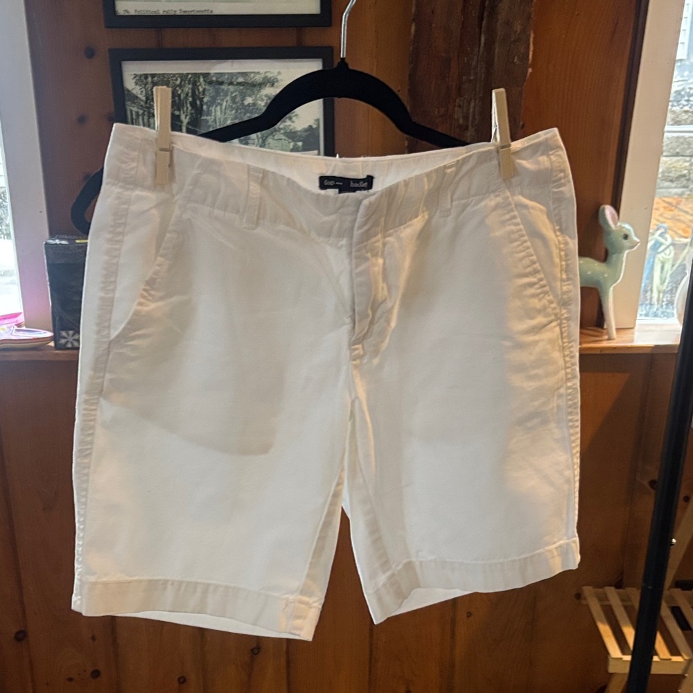 GAP White Women's Bermuda Shorts
